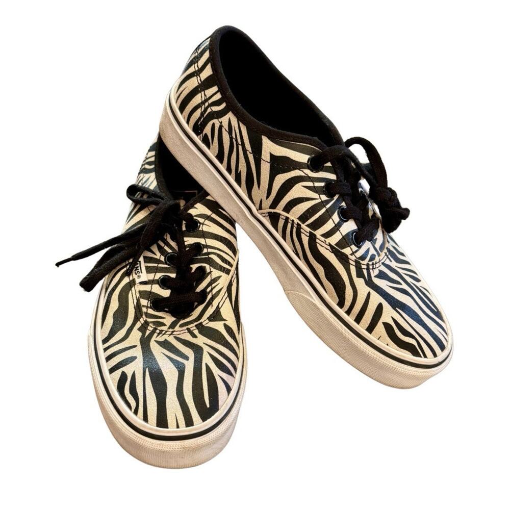 Vans Shoes Women 7 Zebra Metallic Black White Low Top Lace Up